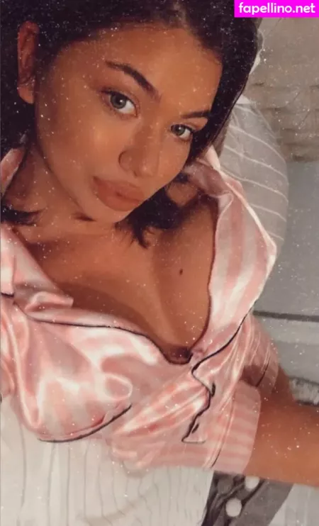 Roxana Elena OnlyFans Thumbnail #i2bDEyWegh