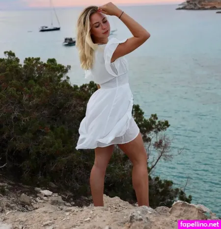 Roxana Nxt OnlyFans Thumbnail #HKT6SzXDEA