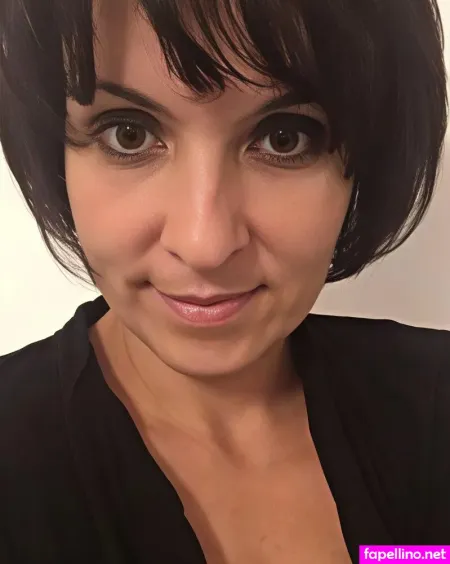 Roxana Sandu OnlyFans Thumbnail #VHabNG2RGA