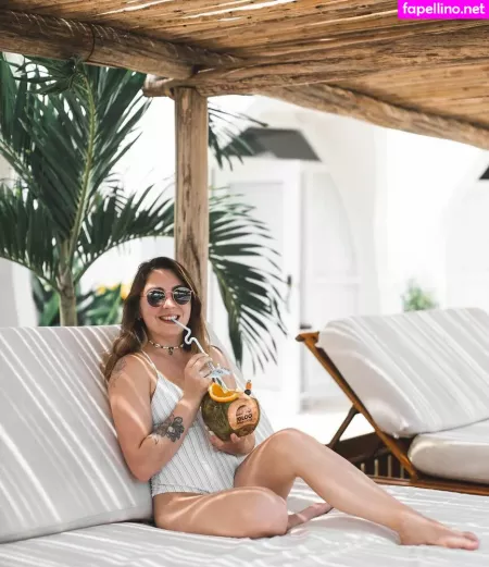 Roxane Asmr OnlyFans Thumbnail #GKJ9I194vk