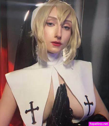 Roxane Brox Main Profile Photo