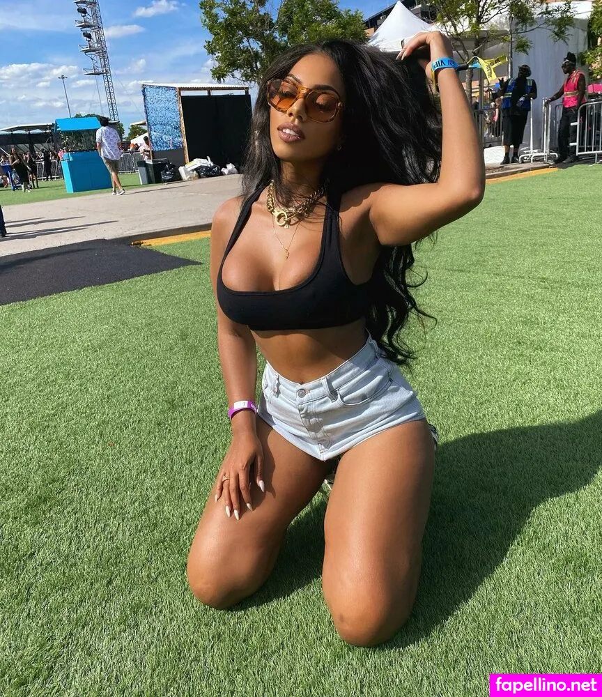 Rox_brown Nude Leaked OnlyFans Photo #0Z8PslBkVy
