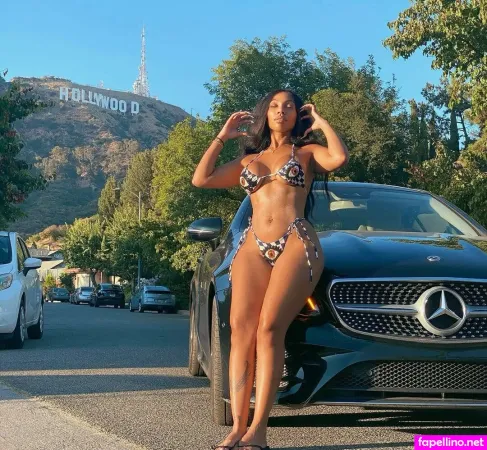 Roxanne Brown OnlyFans Thumbnail #AZQxyoa4Sz
