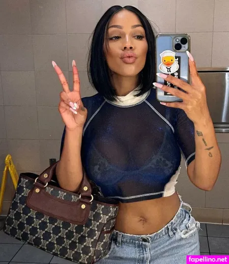 Roxanne Brown OnlyFans Thumbnail #yK4Htdjpm2
