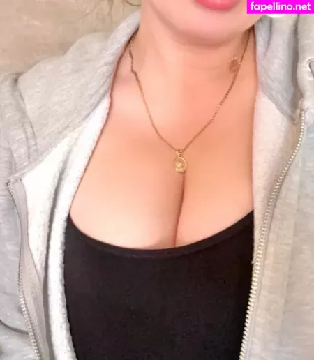 Roxanne Heaven 1 OnlyFans Thumbnail #Q8DQg62GJY