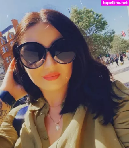 Roxanne Heaven 1 OnlyFans Thumbnail #UY1B2lP80u
