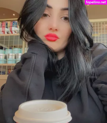Roxanne Heaven 1 OnlyFans Thumbnail #jNByIrawJU