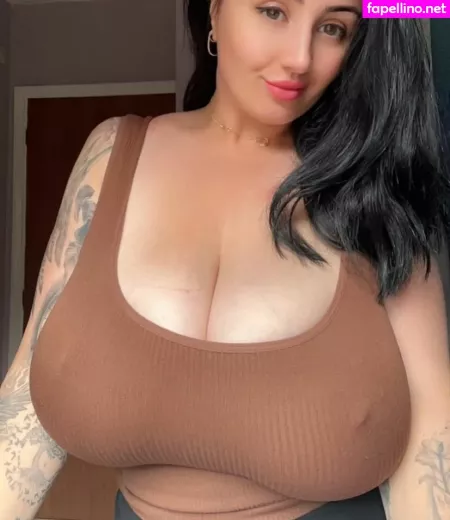 Roxanne Heaven 1 OnlyFans Thumbnail #sxNwMKYShy