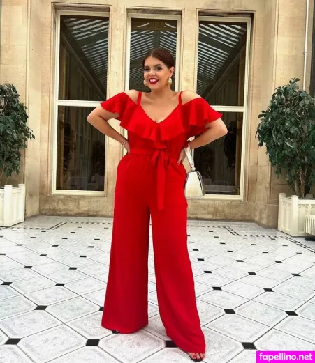 Roxanne Hoyle OnlyFans Thumbnail #XSOUM0ffKB