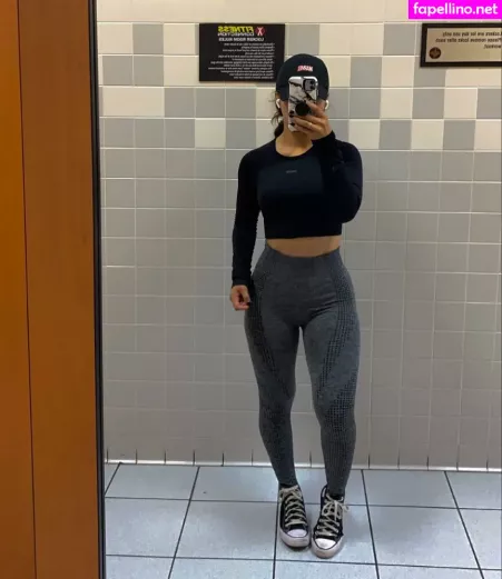 Roxanne Perez OnlyFans Thumbnail #QX7DgbfGGm