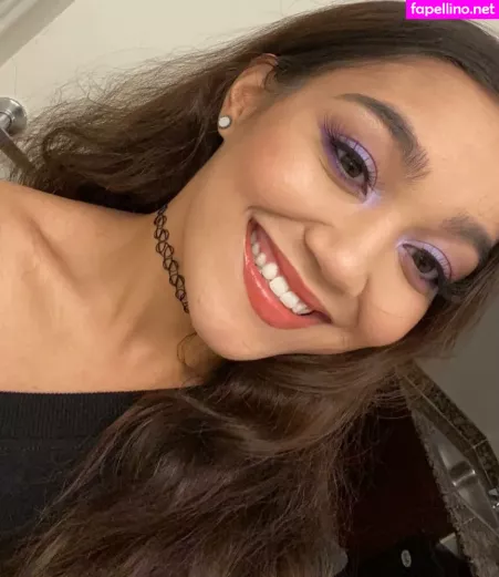 Roxanne Perez OnlyFans Thumbnail #Wlh0Erqh8l