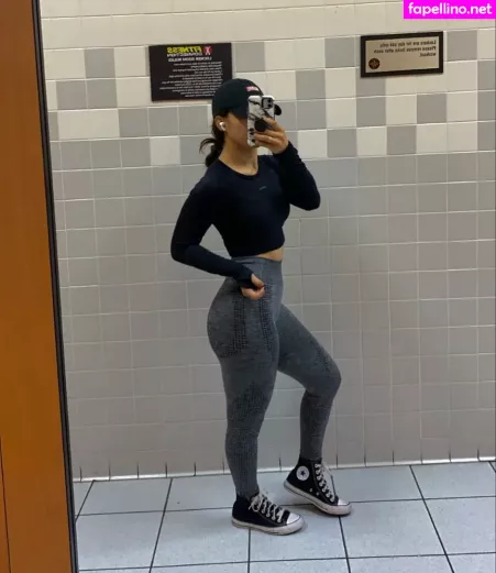 Roxanne Perez OnlyFans Thumbnail #fI9M7IOPZs