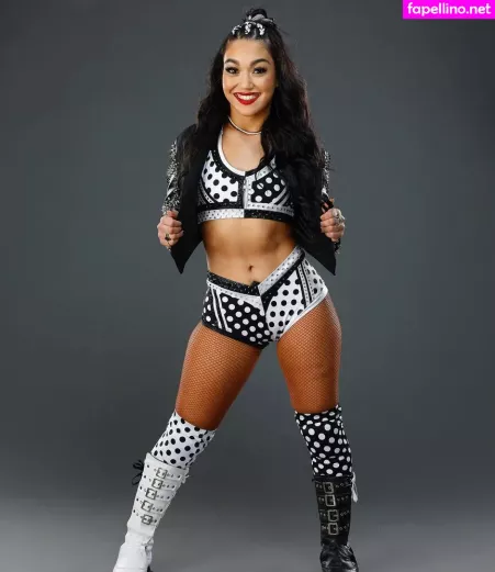 Roxanne Perez OnlyFans Thumbnail #jPh1wx2VmV