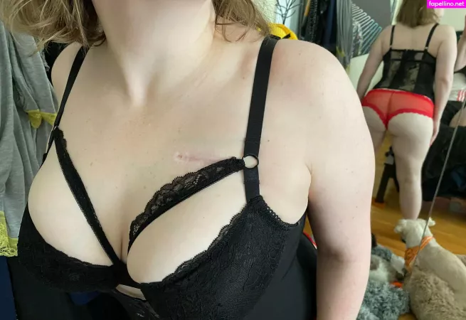 Roxanneandmax Swingers OnlyFans Thumbnail #L7eBIttv1O