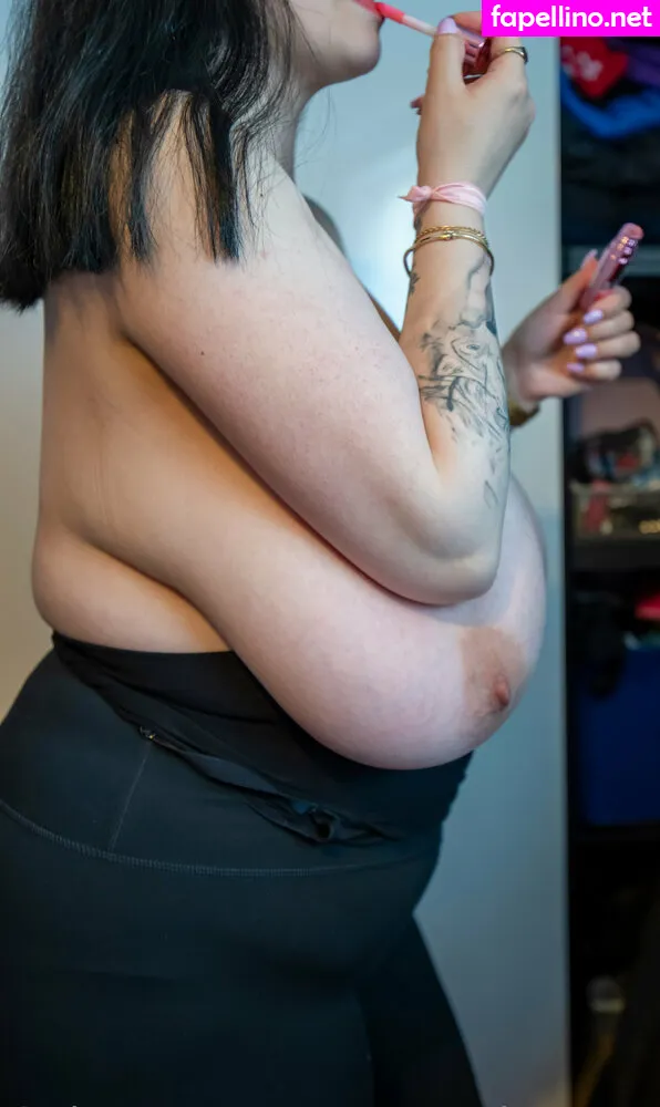 roxanne.heaven, roxanneheaven Nude Leaked OnlyFans Photo #hPOZXnsYQ9