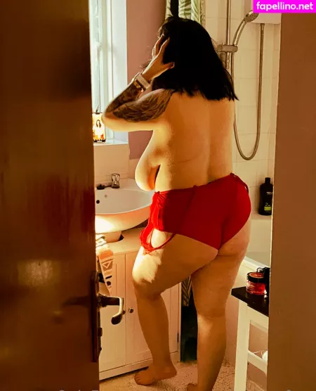 Roxanneheavenfree OnlyFans Thumbnail #VkrszvAy5c