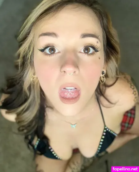 Roxanneriver OnlyFans Thumbnail #AO0tkB2wHG