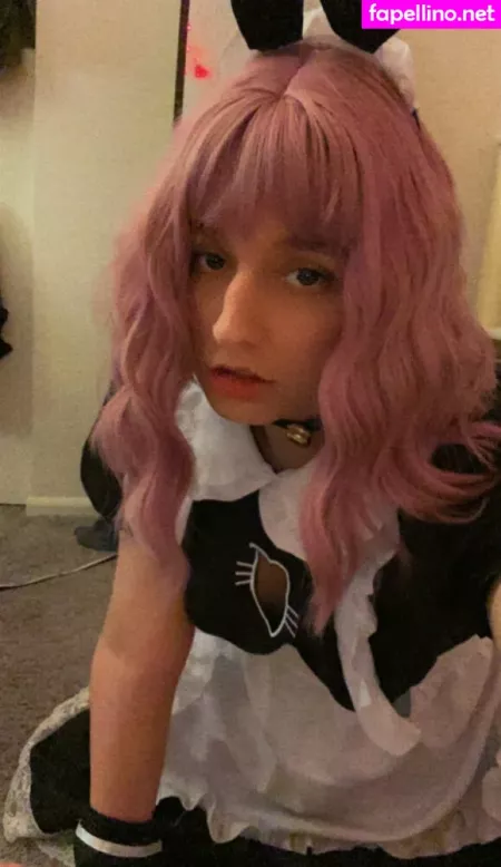 Roxannerom OnlyFans Thumbnail #VwCgM4qx0K