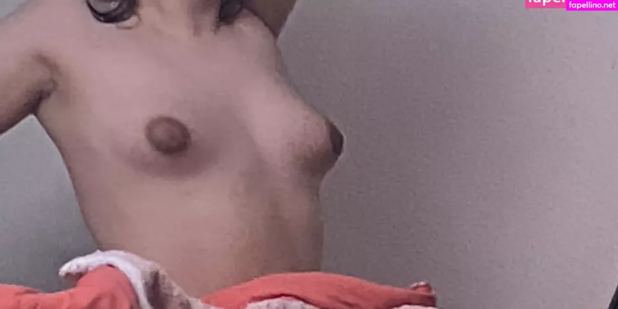 Roxannerom OnlyFans Thumbnail #bf73DmN4ku