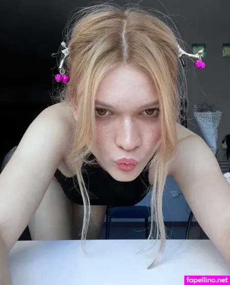 Roxannken OnlyFans Thumbnail #S7ZGUy2eQN