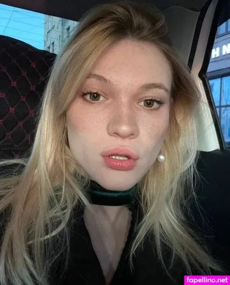 Roxannken OnlyFans Thumbnail #edpX5ZLNRQ