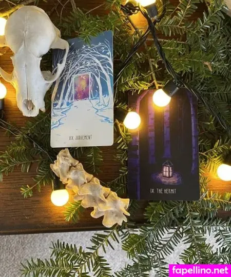 Roxie Rusalka OnlyFans Thumbnail #E0IeeT6gsv