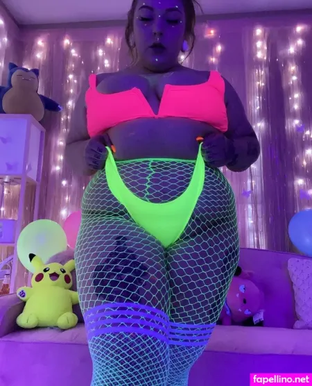 Roxiehartsmfree OnlyFans Thumbnail #bluCC3gl8K