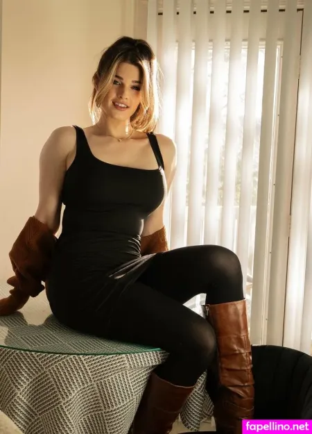 Roxiotaku OnlyFans Thumbnail #E3nrFIjO42