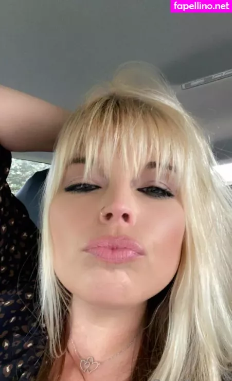 Roxirenay OnlyFans Thumbnail #4ILohwtyOt