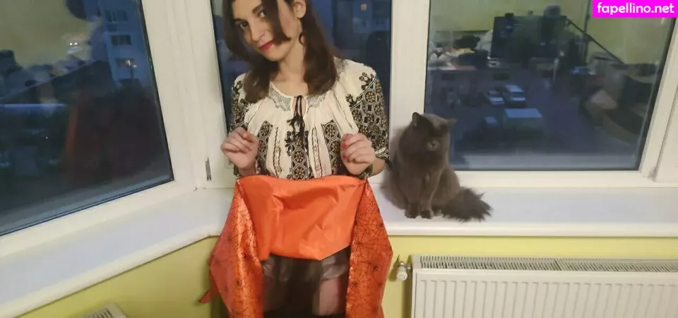 Roxquinn OnlyFans Thumbnail #zbfW48TSZ4