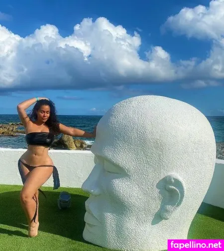 Roxsana Diaz OnlyFans Thumbnail #XH6jVKtKJK