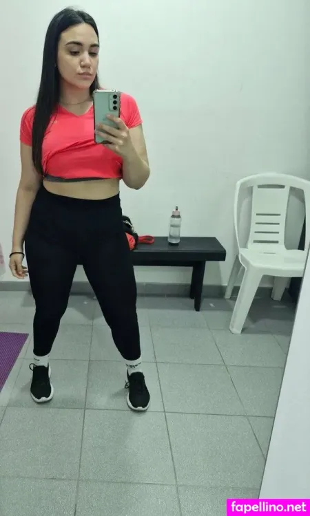 Roxx Love OnlyFans Thumbnail #If1e5mq2bs