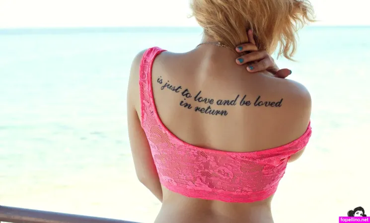 Roxxied OnlyFans Thumbnail #vEIHe9nOs3