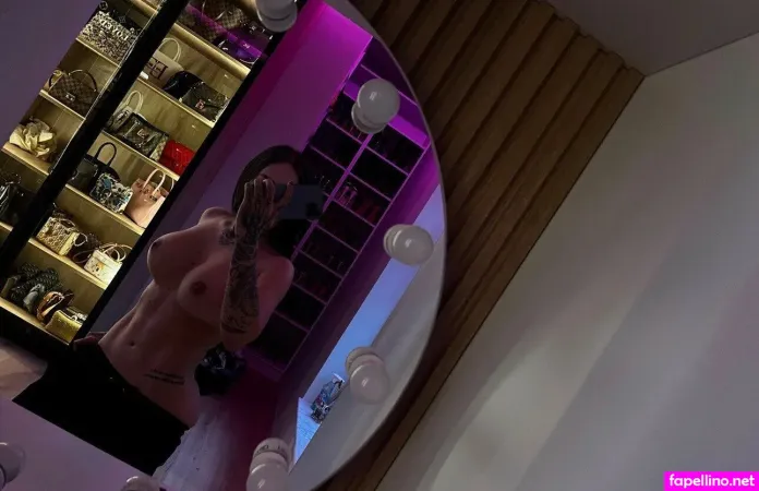 Roxxxprivate OnlyFans Thumbnail #NN1hNFbG9r