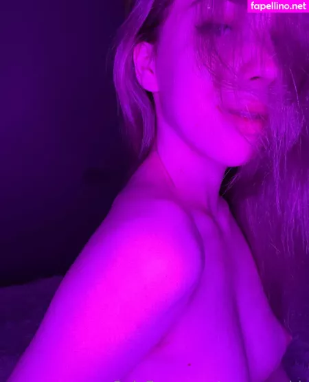Roxxy Webb OnlyFans Thumbnail #H2cqnP7ybC