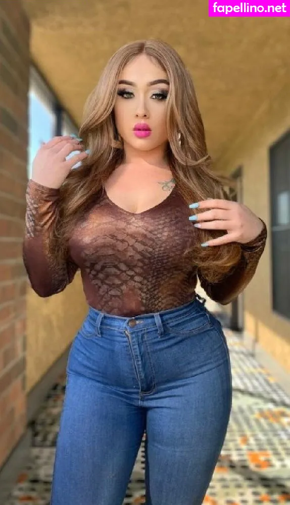 roxy, roxybugatti Nude Leaked OnlyFans Photo #2pBVkrOjzS