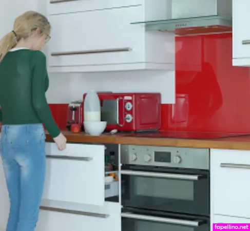 Roxy Cox OnlyFans Thumbnail #cykqUNObfM