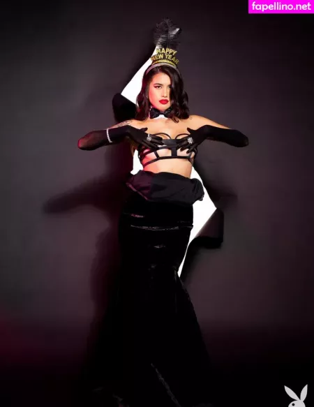 Roxy Ferrari OnlyFans Thumbnail #YflP0IC1Bu