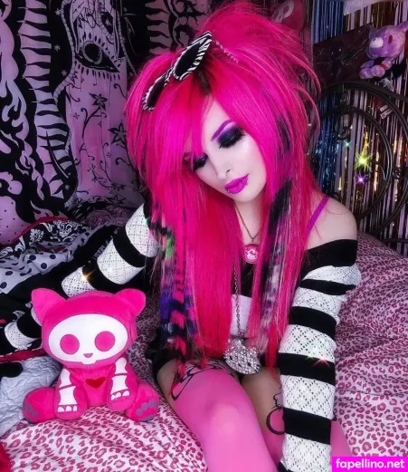 Roxy Katrina OnlyFans Thumbnail #EZuuk7AUYF