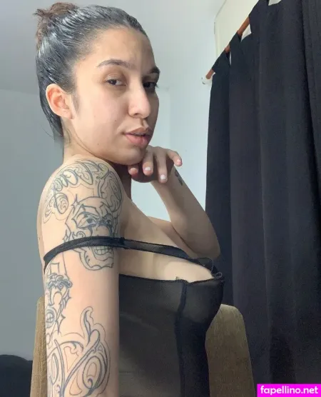 Roxy Mommyhot OnlyFans Thumbnail #0wmY6F0daJ