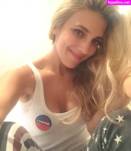 Roxy Paper Scissors OnlyFans Thumbnail #IfVk9Yd0zh