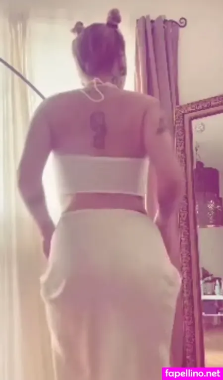 Roxy Wayne OnlyFans Thumbnail #1ADkDLS2vj