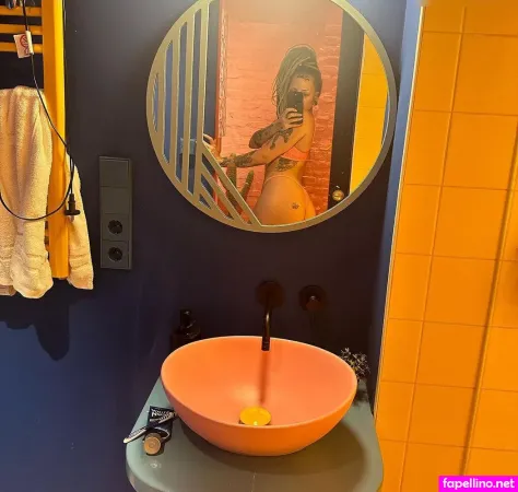 Roxy Wayne OnlyFans Thumbnail #OLqrO9snBK