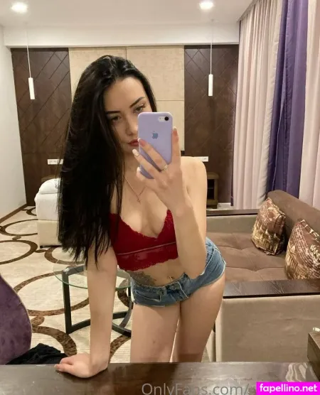 Roxychics OnlyFans Thumbnail #OklDzazG8j