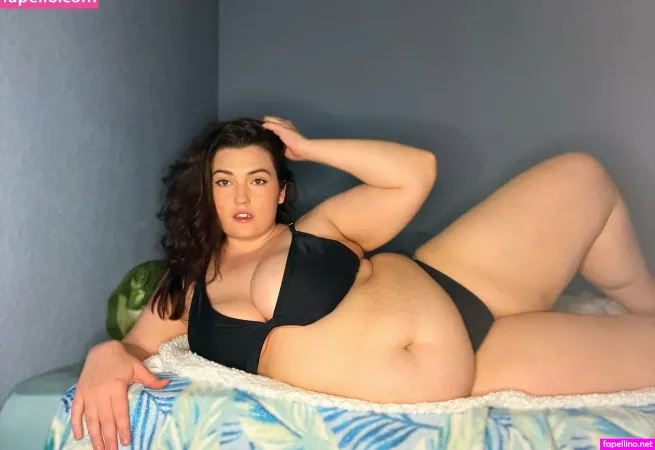 Roxyclover 3 OnlyFans Thumbnail #cOg6f3D488