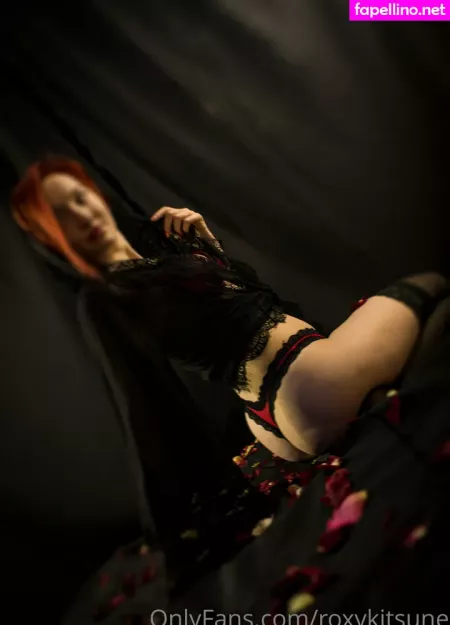 Roxykitsune OnlyFans Thumbnail #jZPZsqMZ7s