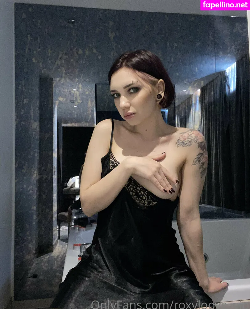 mayberoxy, roxyloove_vip Nude Leaked OnlyFans Photo #kDH0A4iIGj