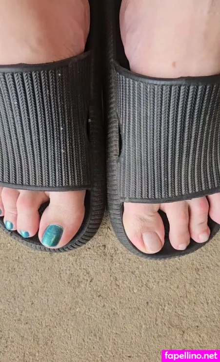 Roxymeadowfree OnlyFans Thumbnail #d6faAAkDzp