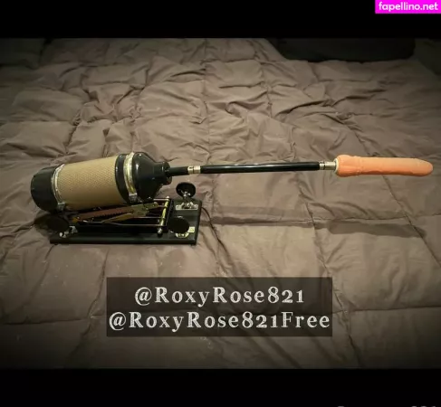 Roxyrose821 OnlyFans Thumbnail #cM3BSyShix