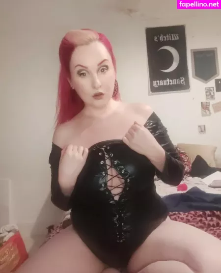 Roxystardust OnlyFans Thumbnail #Szg8OcSlEz